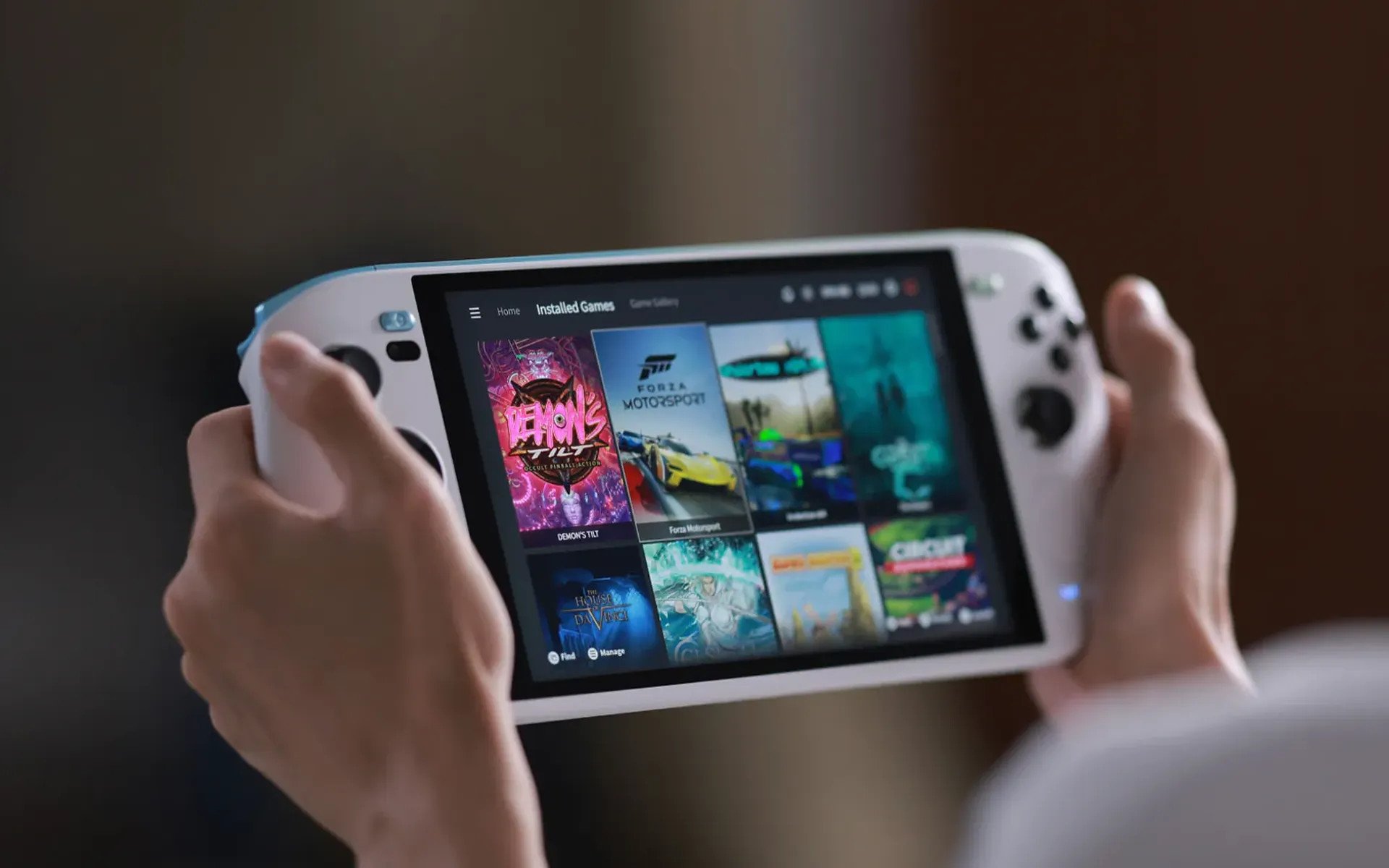 Microsoft aurait deux consoles portables dans ses cartons, dont une prévue pour cette année © AYANEO