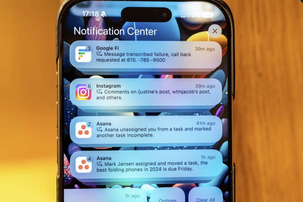 Les notifications devraient êtres plus intelligentes avec Apple Intelligence © Digital Trends