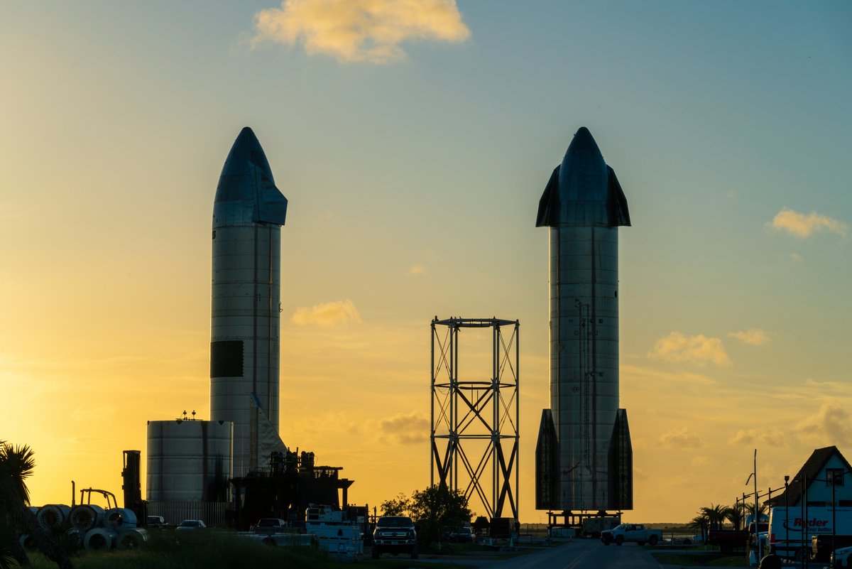 Des prototypes SN15 et SN16 à la SpaceX Starbase de Boca Chica, au Texas. © luckyluke007 / Shutterstock