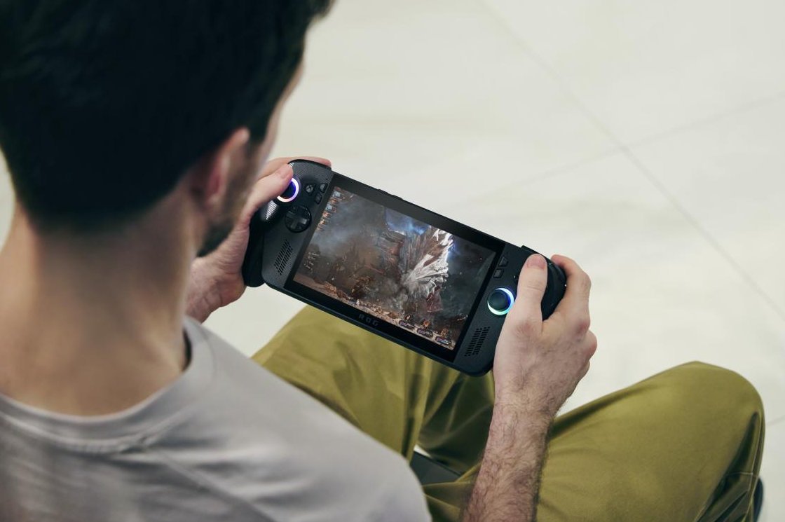 Hélas, nous n'avons toujours pas les tarifs officiels des machines. ©ASUS/Microsoft