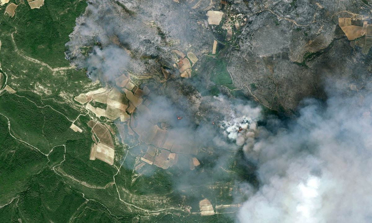 L'incendie qui a démarré le 5 août a parcouru à ce jour 16 000 hectares - Pléiades Neo © Airbus DS 2025