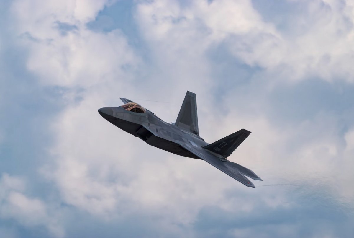 Un F-35 de l'USAF en vol, pour illustration © Timothy Holmes / Unsplash