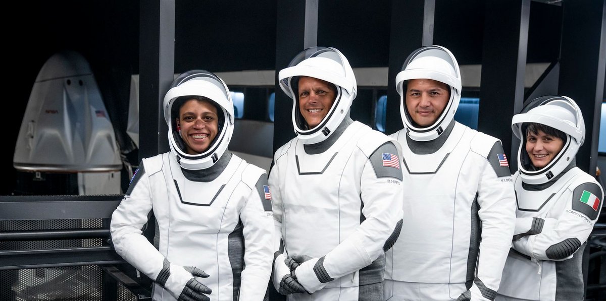 Watkins, Heines, Lindgren et Cristoforetti lors de la dernière répétition avant le décollage © NASA