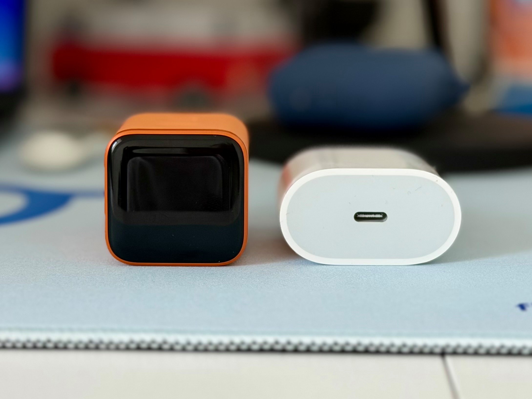 Un format plus discret que le chargeur Apple ©Mathieu Grumiaux pour Clubic