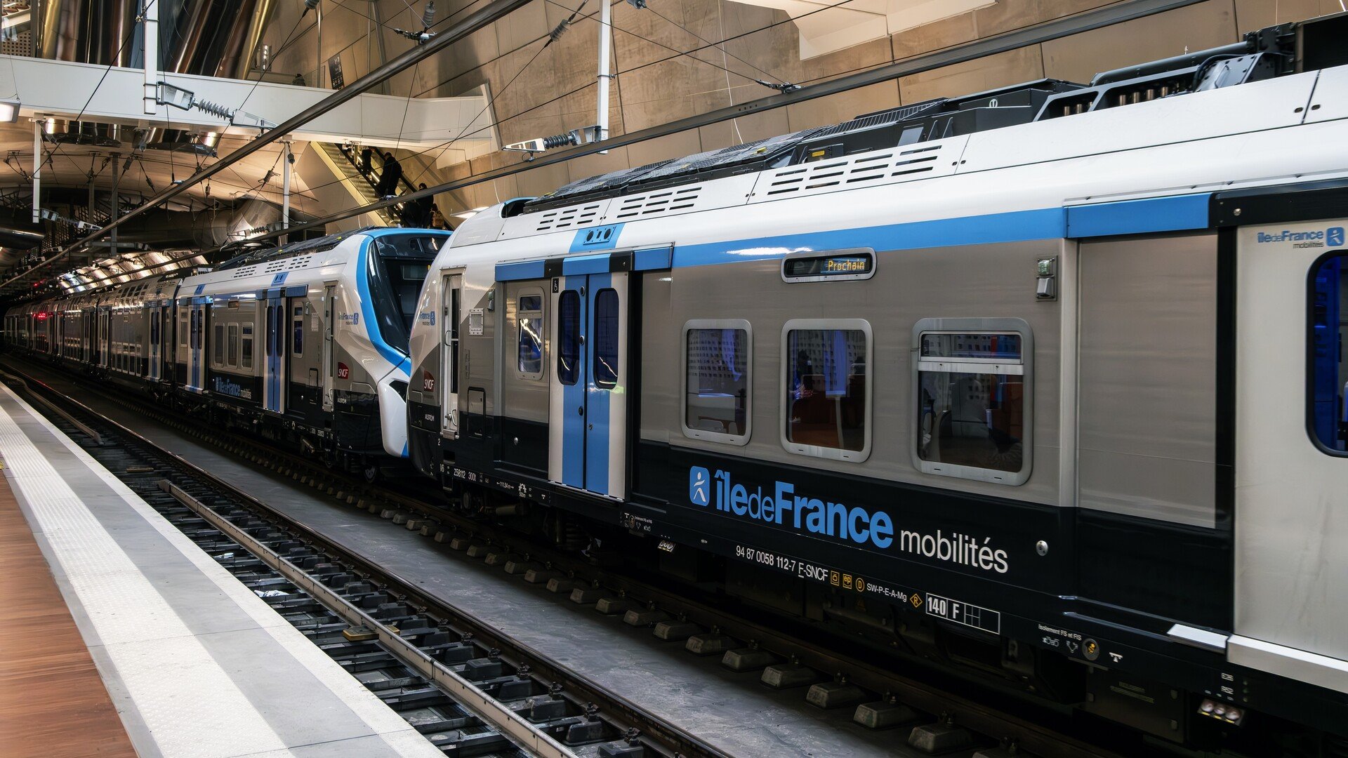 Sur le RER B, près de 300 caméras de vidéoprotection vont être changées d’ici 2027. © Pierre Laborde / Shutterstock