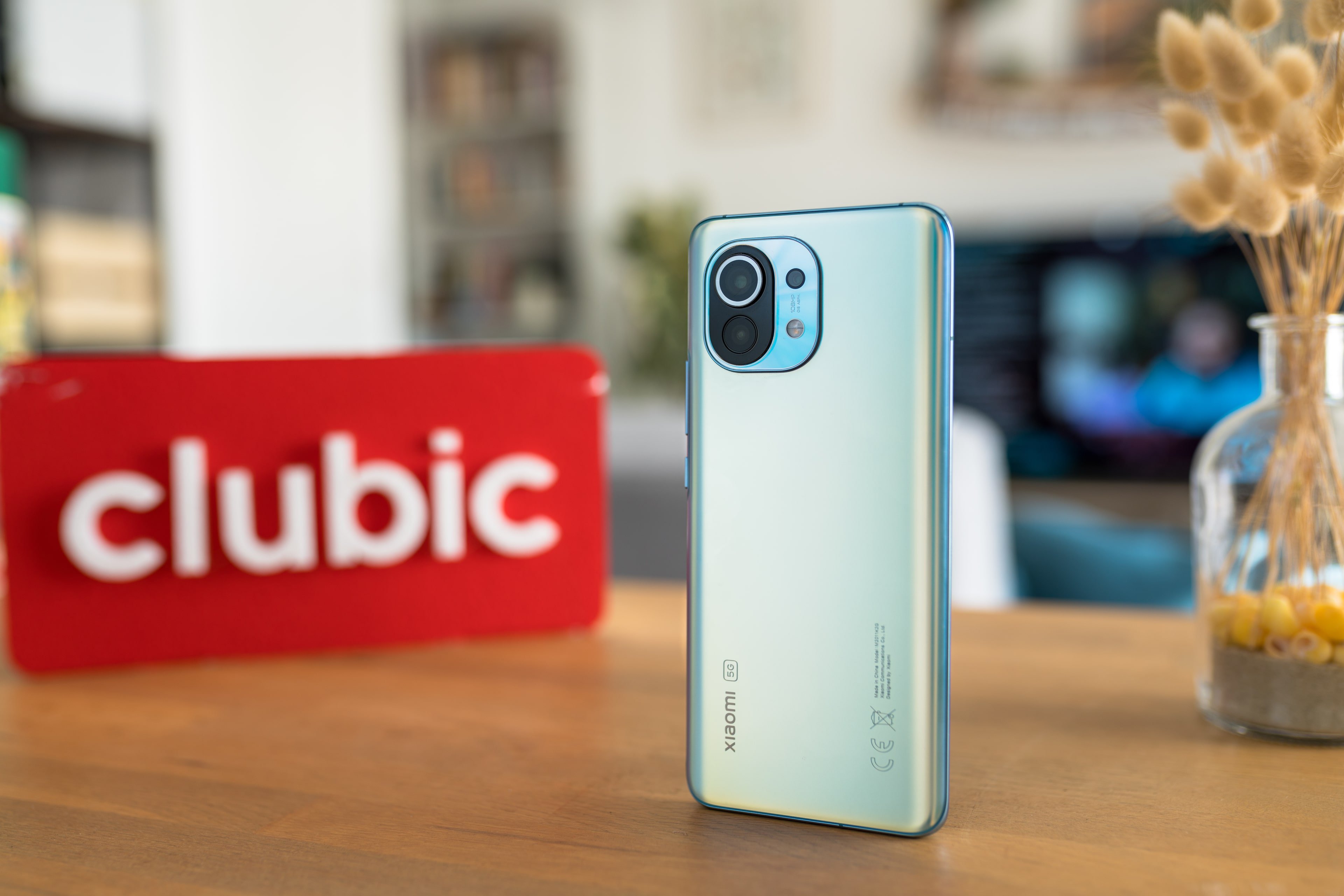 Le Xiaomi Mi 11 © Pierre Crochart pour Clubic