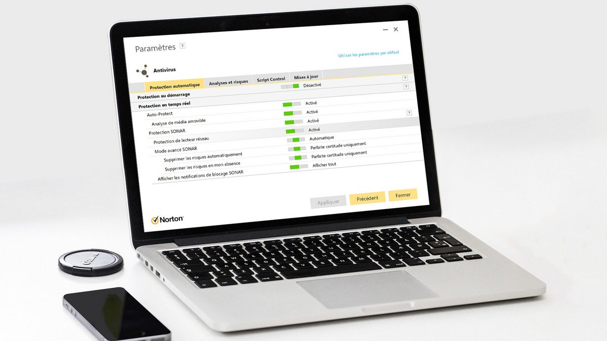 Protégez-vous en temps réel grâce aux antivirus Norton.