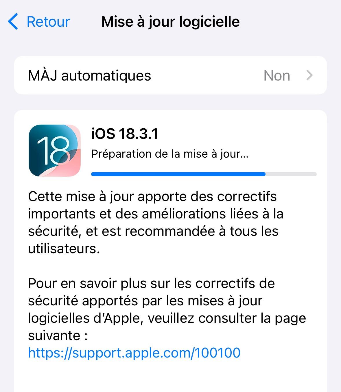 iOS 18.3.1 est disponible depuis quelques jours © Stéphane Ficca / Clubic