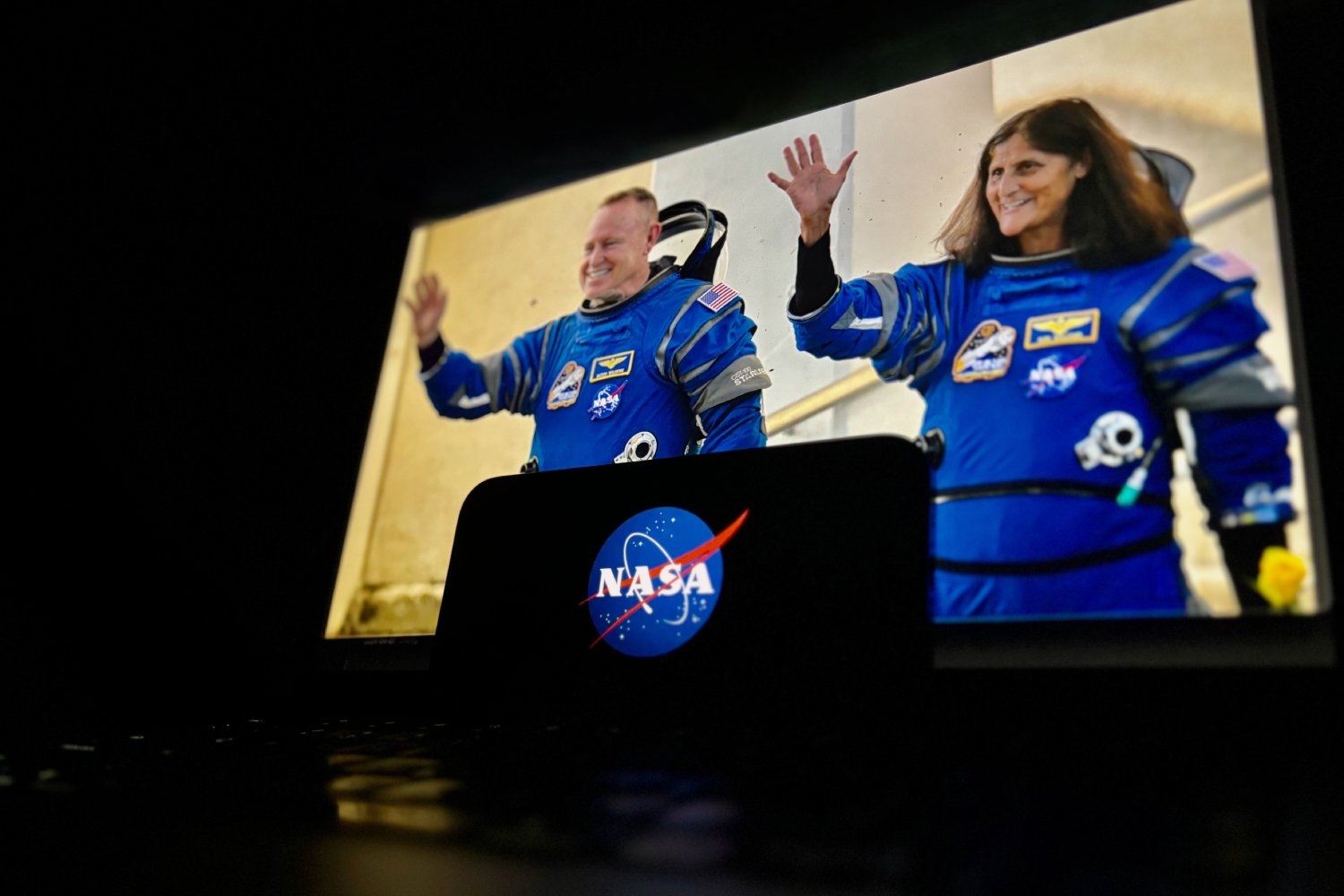 Les astronautes Barry Wilmore et Sunita Williams de la NASA. ©bella1105 / Shutterstock