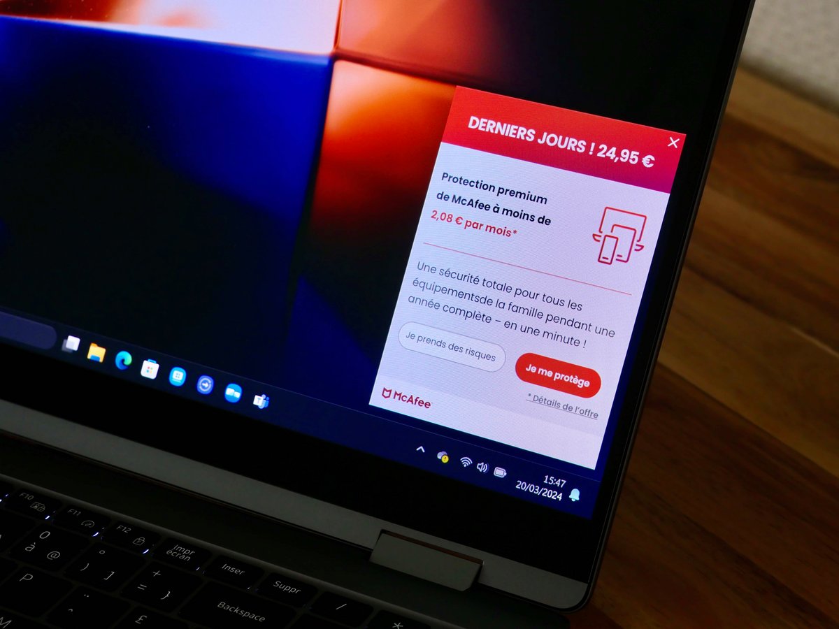 Fenêtre racoleuse de McAfee qui est préinstallé sur le Book 4 360 // © Nathan Le Gohlisse pour Clubic