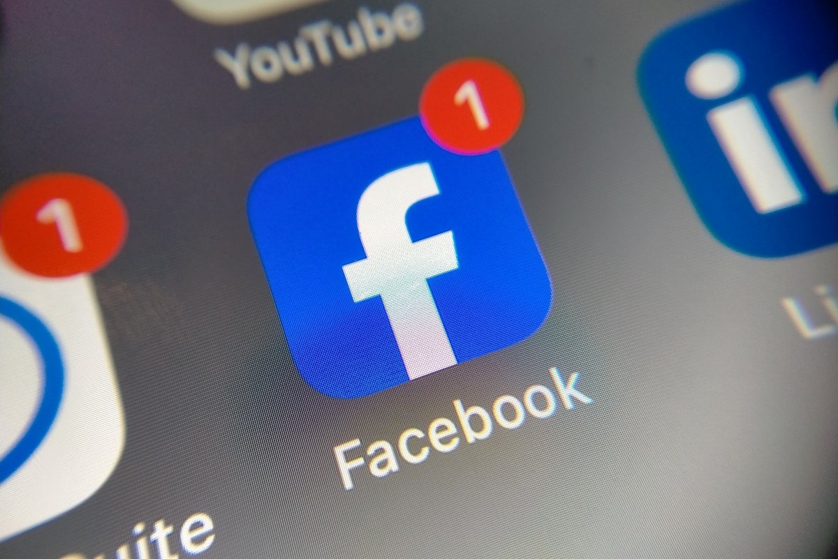 Facebook à nouveau ciblé par une fuite de données de comptes utilisateurs - © gioele piccinini / Shutterstock.com