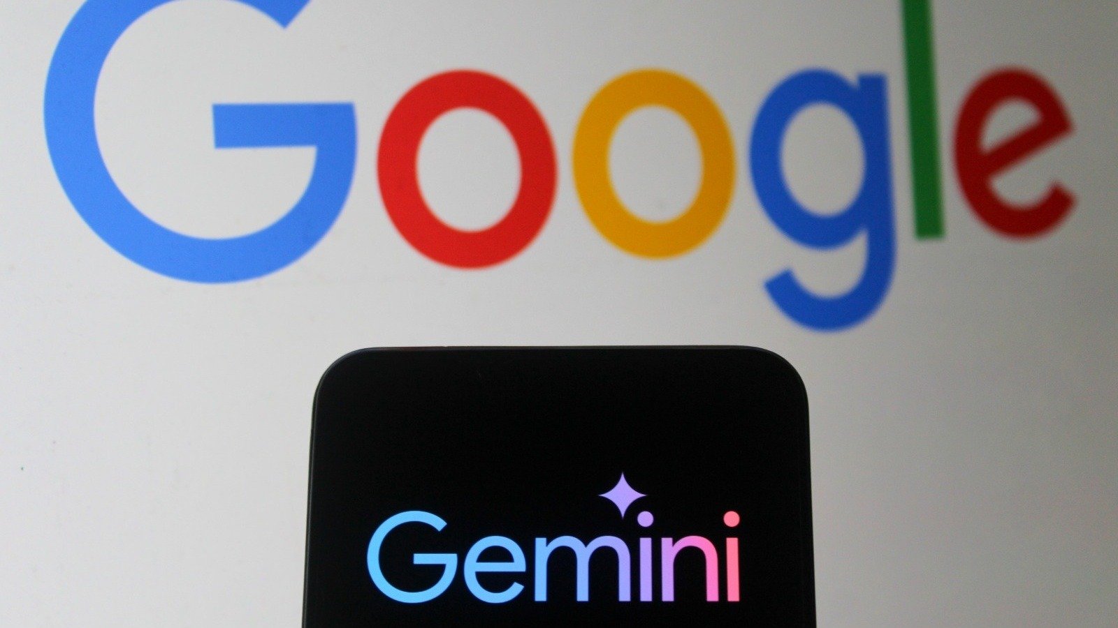 En août, Google a annoncé que Gemini avait franchi le cap du milliard d'utilisateurs mensuels, soit autant de clients potentiels à cette nouvelle intégration - ©Thrive Studios ID / Shutterstock