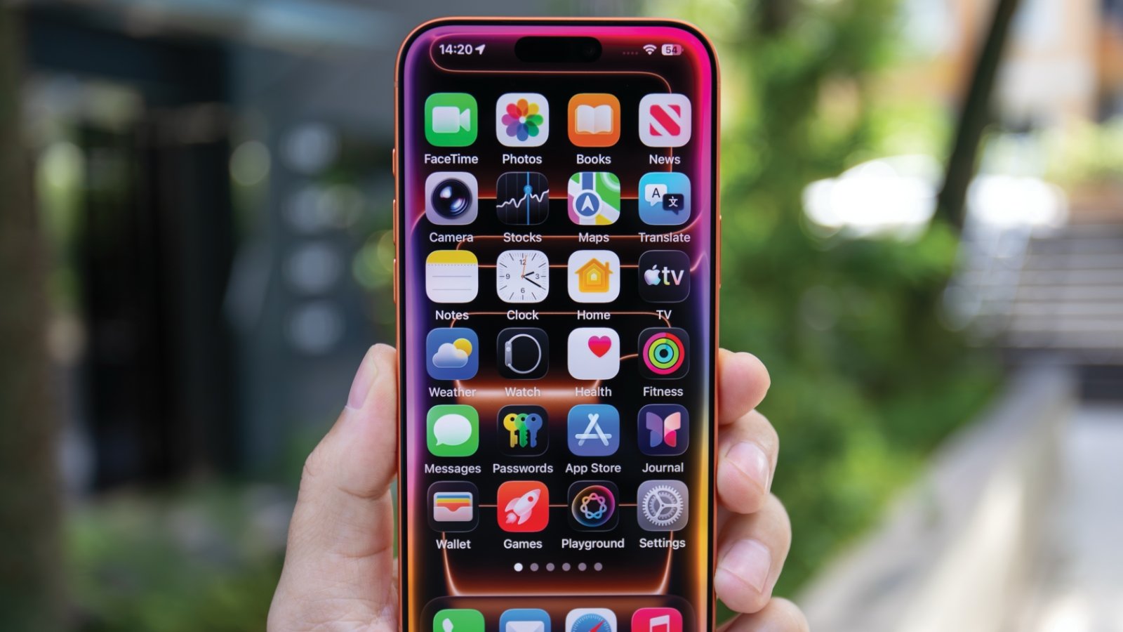 Tout le monde ne pourra pas utiliser le nouveau Siri au lancement ©DenPhotos / Shutterstock.com