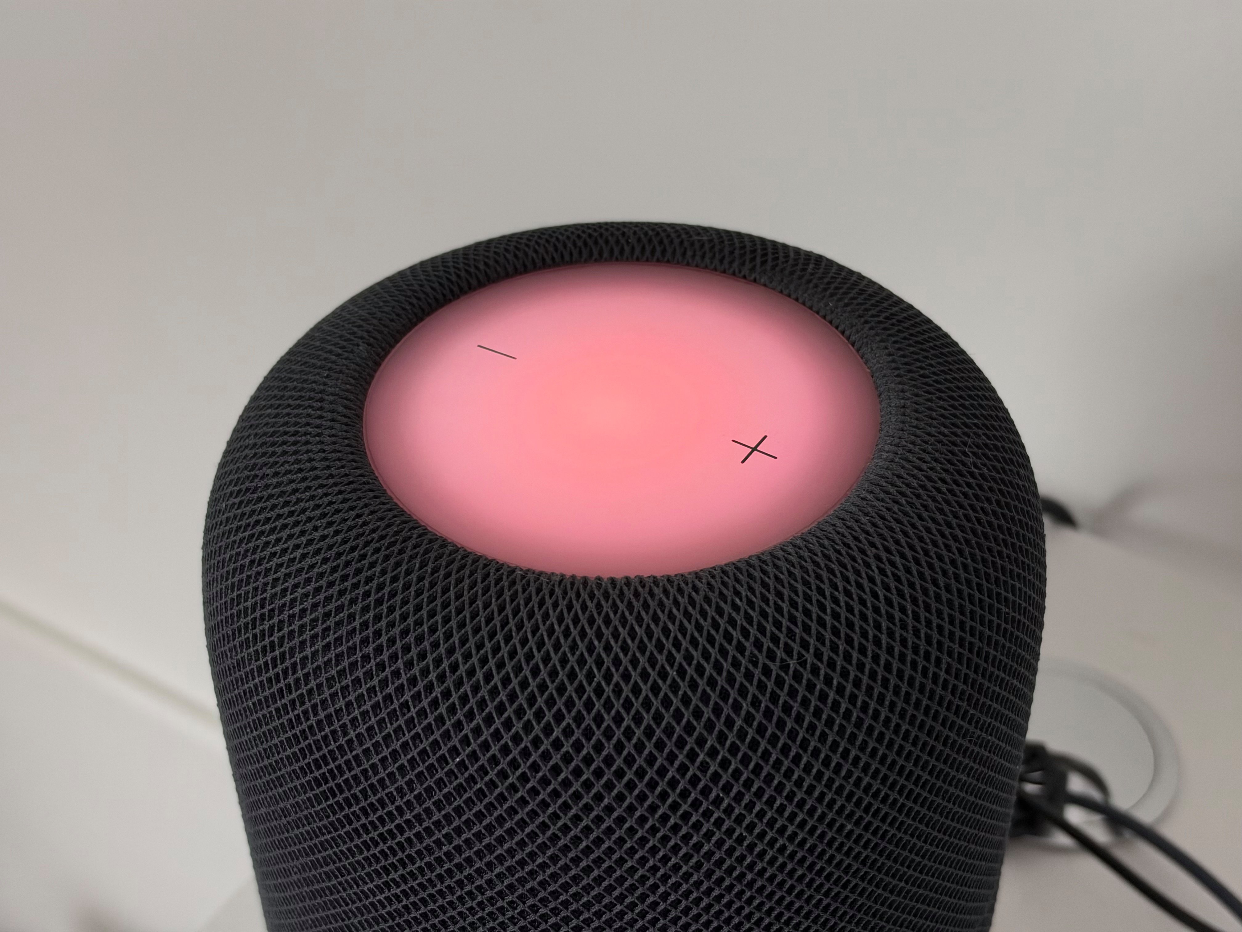 Pochette à dominante rouge, l'effet s'adapte en temps réel ©Mathieu Grumiaux