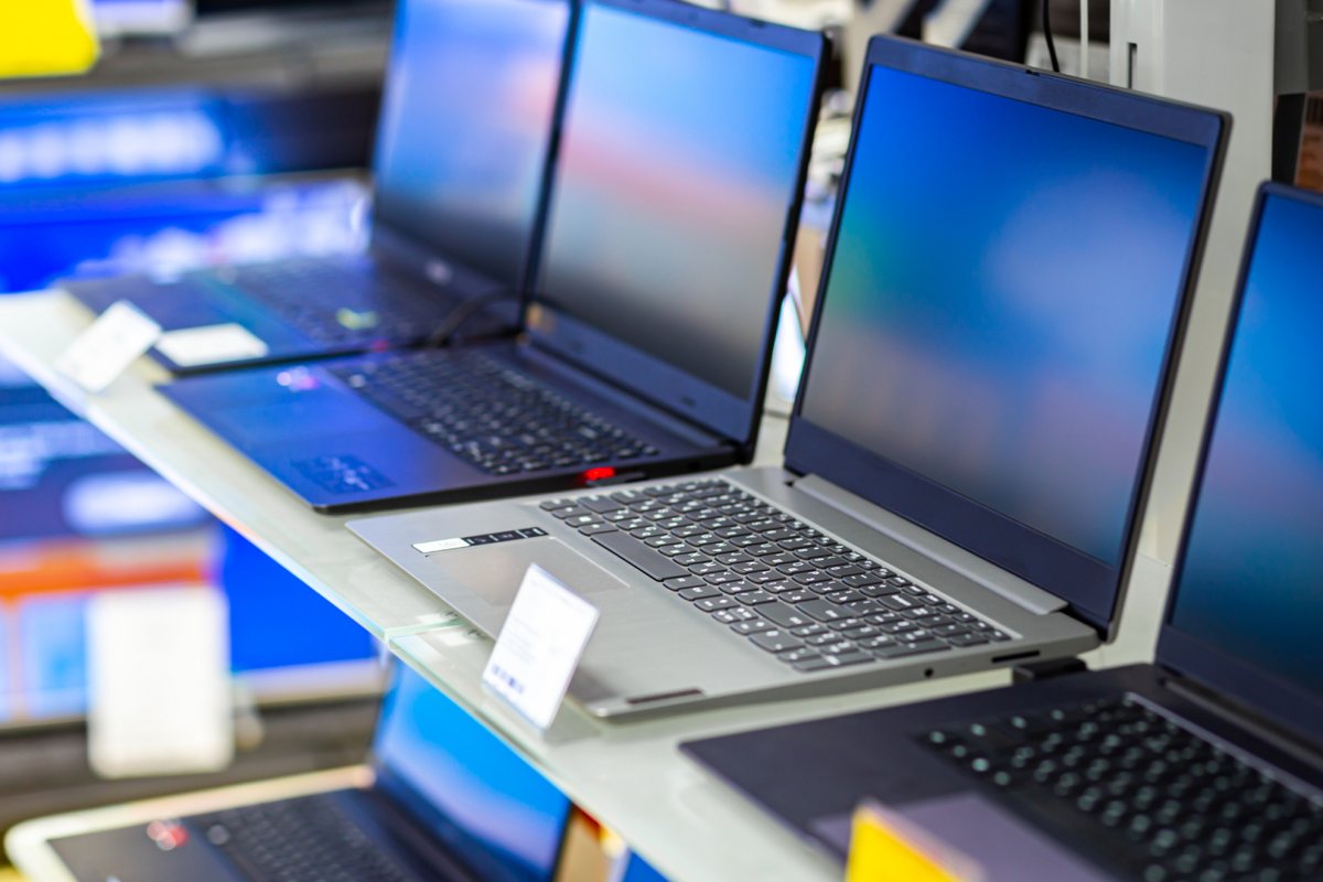 Les PC pourraient bientôt coûter plus cher. ©Pavel Dyachenko / Shutterstock