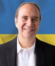 Xavier Niel au chevet de l'Ukraine : la papa de Free rachète un puissant opérateur télécom local pour devenir leader sur place