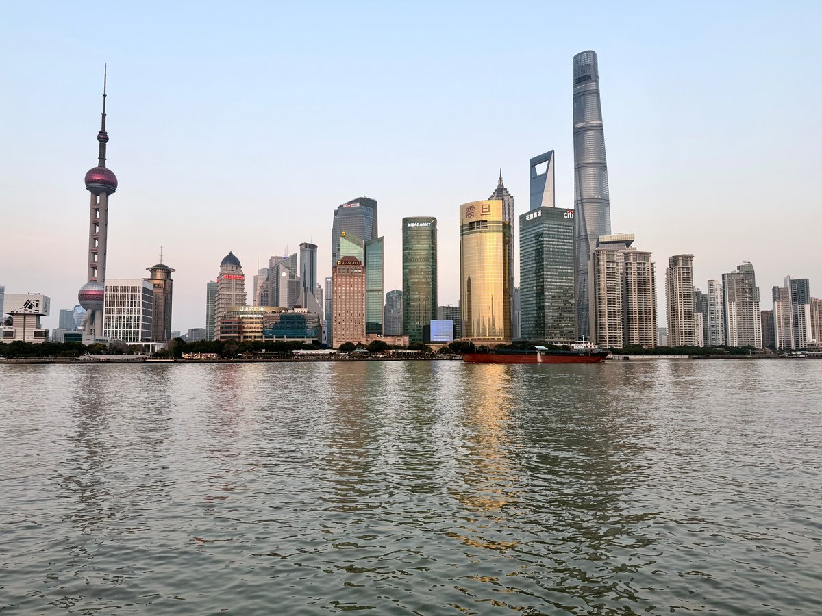 Une petite promenade sur le Bund de Shanghai avant de prendre la route ©Mathieu Grumiaux pour Clubic
