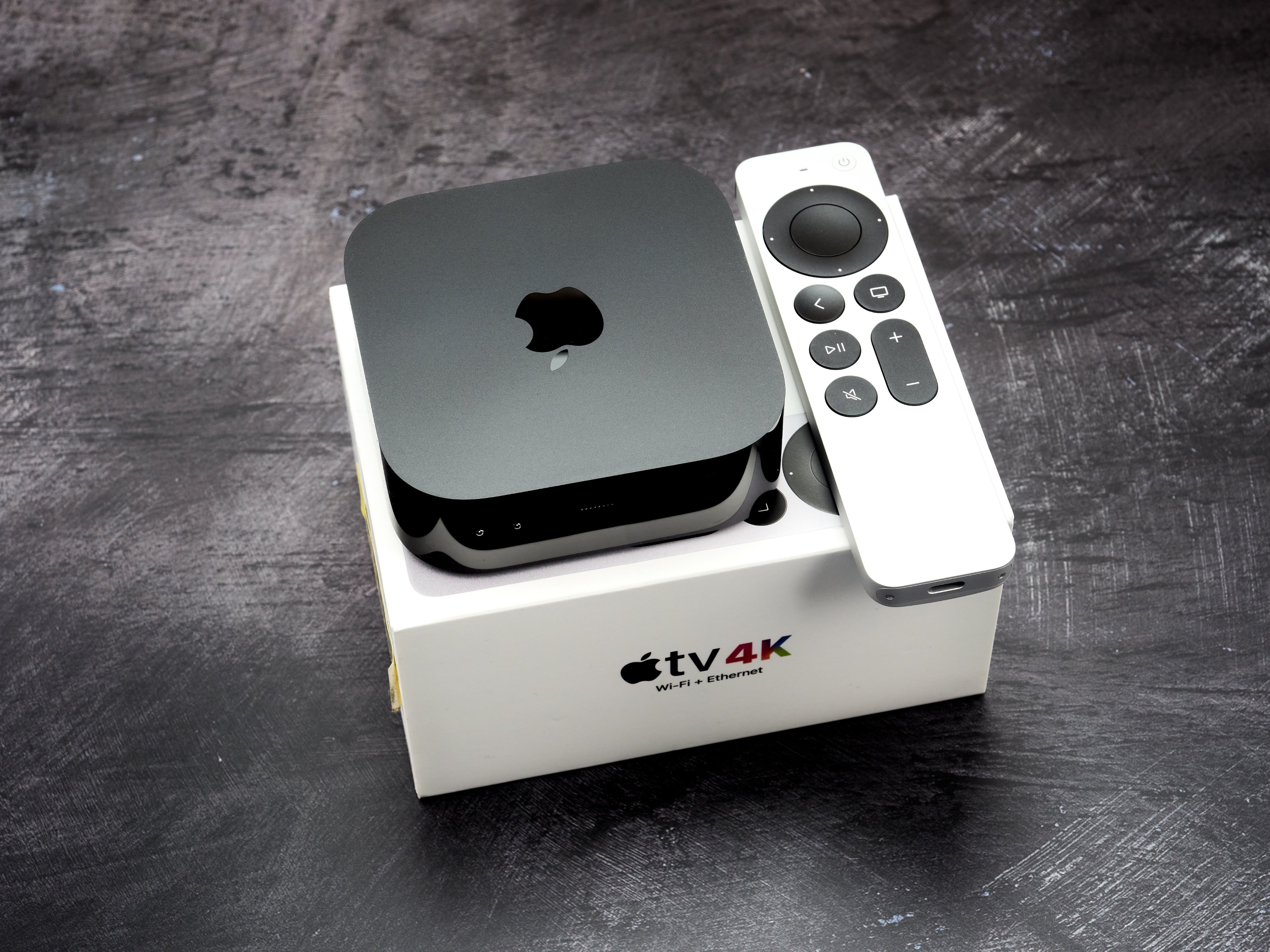 Le boîtier Apple TV. ©Teodor Costachioiu / Shutterstock