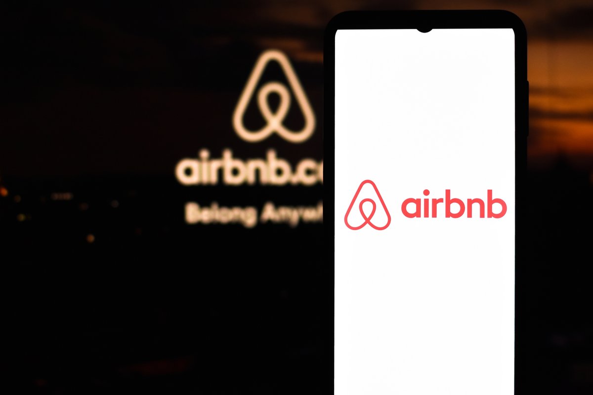 Les escrocs aux faux problème de paiement sévissent aussi sur Airbnb - © ssi77 / Shutterstock