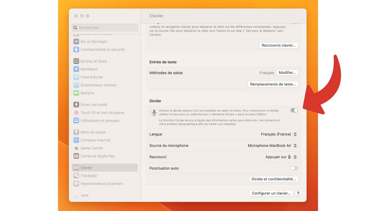 Activation de la dictée vocale dans les Réglages Système sur macOS © Clubic