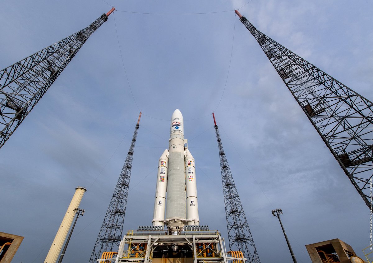 La dernière Ariane 5 sur sa zone de lancement. © ESA/CNES/Arianespace/CSG/P.Baudon