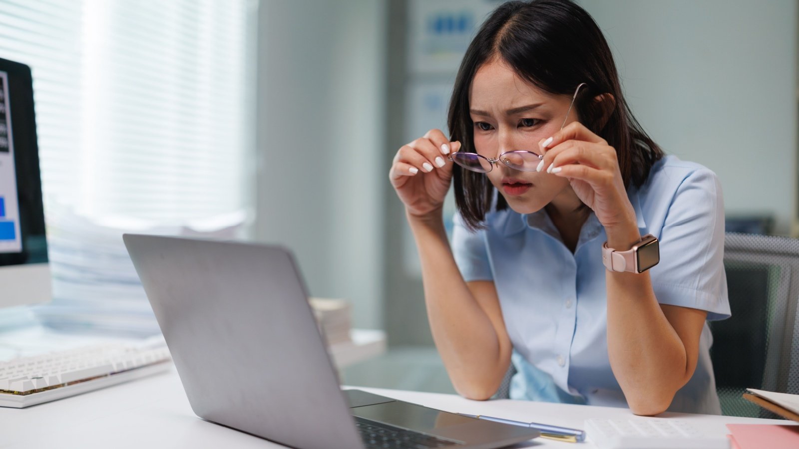 La réforme vise les entreprises françaises assujetties à la TVA, y compris en franchise de TVA, avec deux volets à distinguer : facturation électronique et e-reporting - © Shutterstock