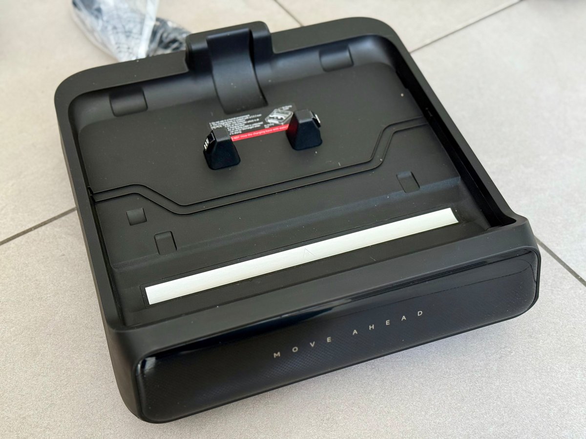 La station de charge avec lavage à 100°C ©Mathieu Grumiaux pour Clubic