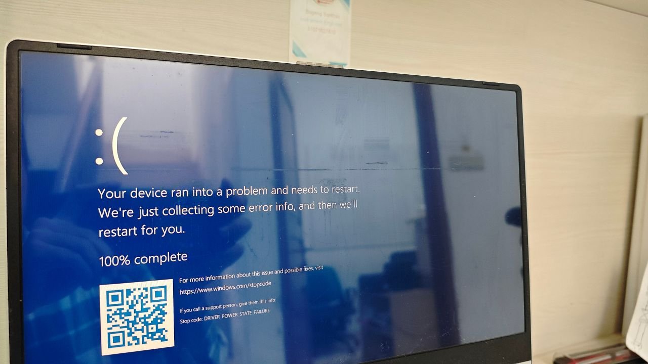 Après le BSOD de Windows 11... - ©Sugengsan / Shutterstock