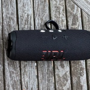 JBL Flip 7