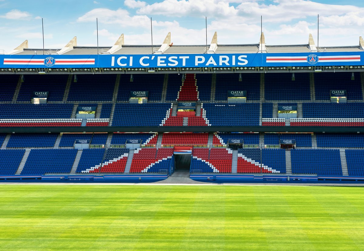 L'ambiance du Parc des Princes en salle IMAX, sensations garanties ! © Yuri Turkov / Shutterstock