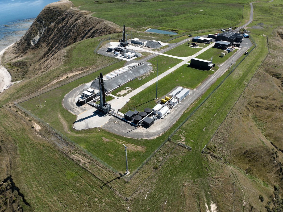 Une péninsule, mais deux fusées à Mahia ! Crédits Rocket Lab