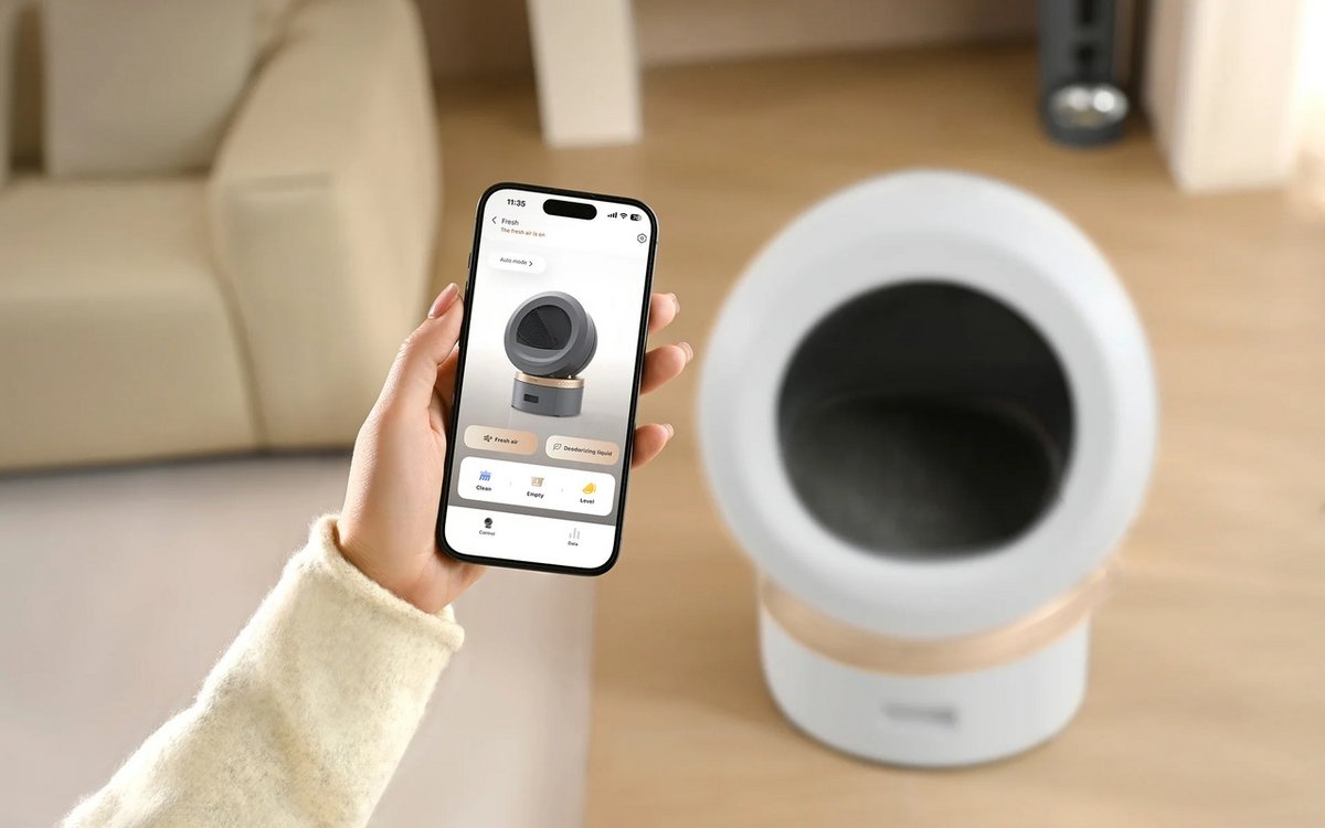 Connectée, la Meowgic Pod LR10 Prime peut aussi se piloter à l'aide d'un smartphone. ©Mova