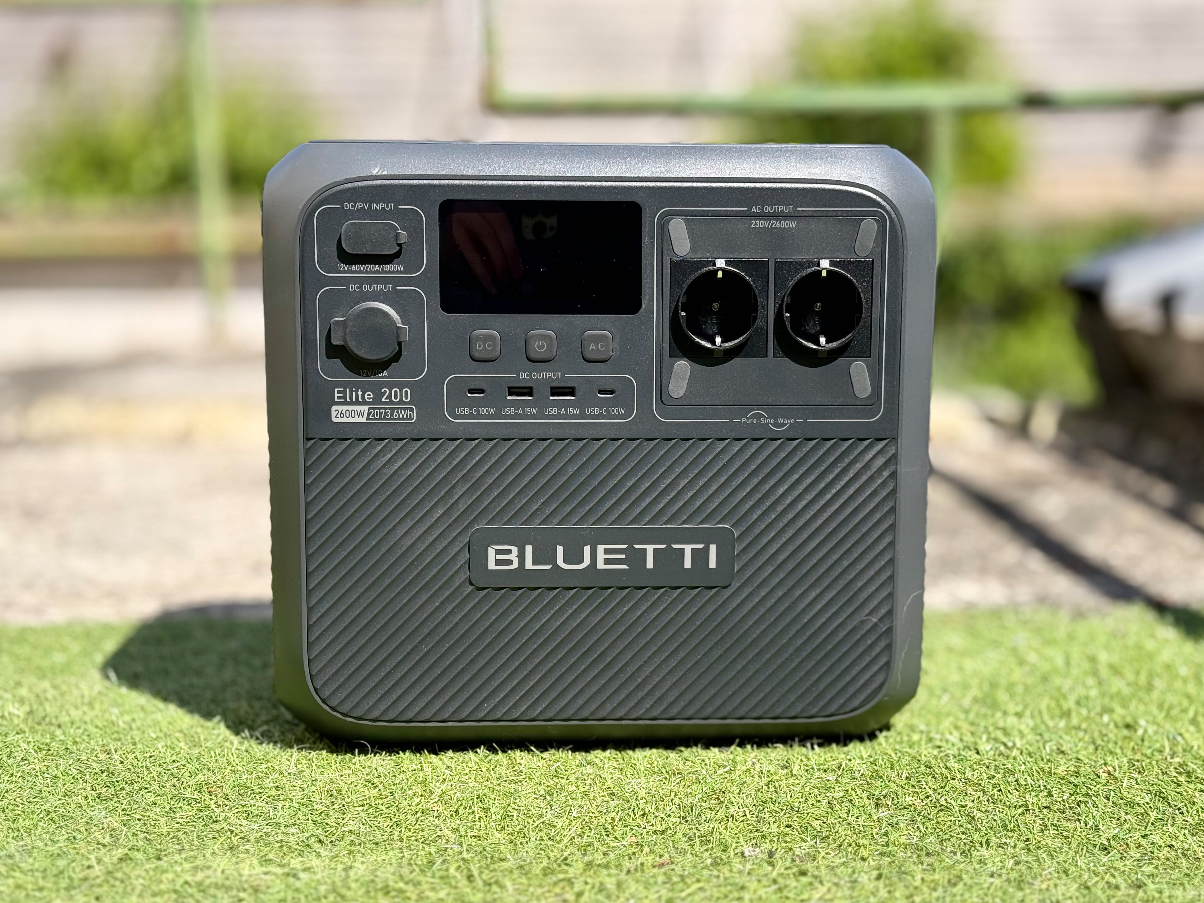 La Bluetti Elite 200 V2. ©Mathieu Grumiaux pour Clubic.com