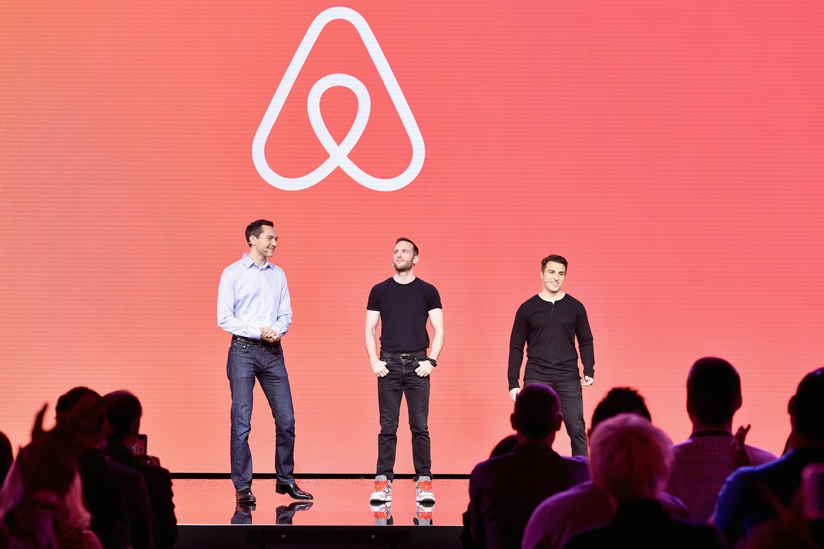 Les co-fondateurs d'Airbnb, de gauche à droite : Nate Blecharczyk, Joe Gebbia et Brian Chesky) © Airbnb/Adam Planas