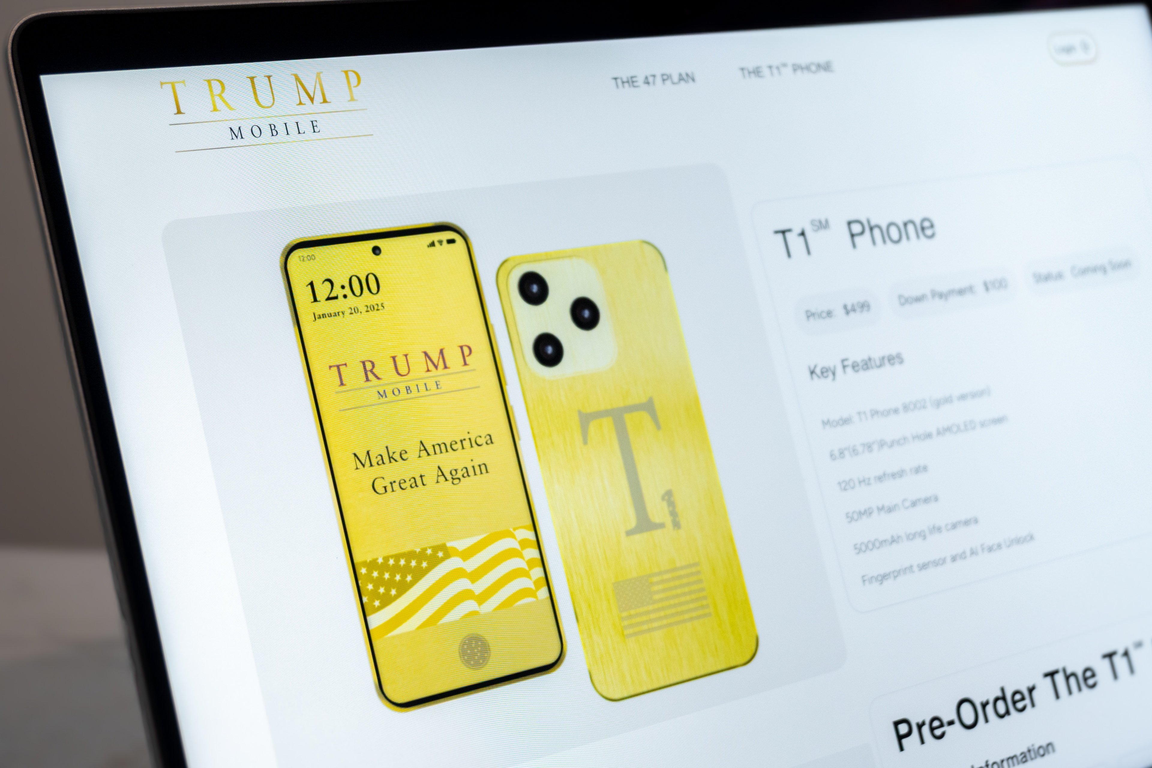 Le Trump Phone est finalement bien moins américain que prévu ©Shutterstock.com