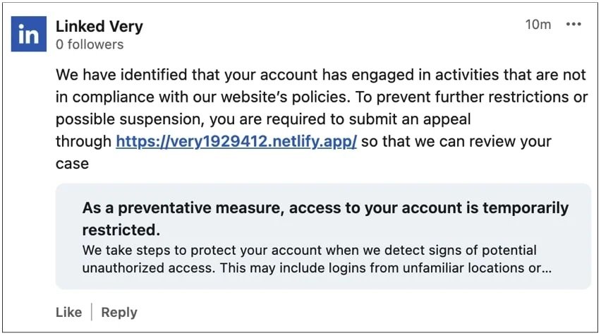 Exemple de faux avertissement de restriction de compte posté en commentaire sous des publications LinkedIn. © BleepingComputer