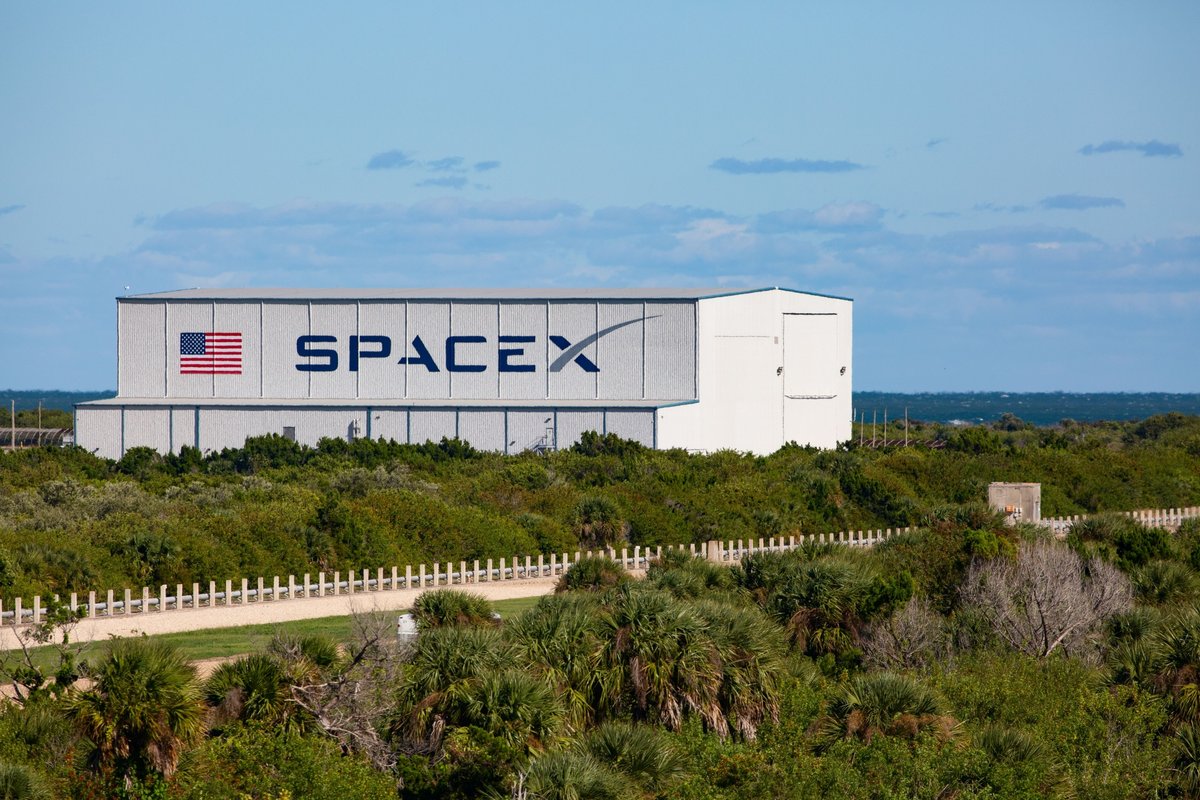 Un hangar de SpaceX. © Shutterstock