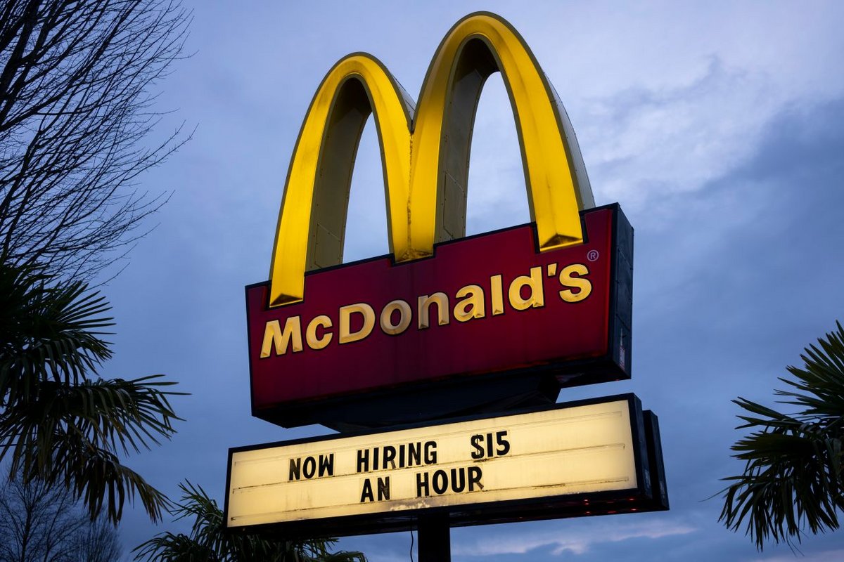 Olivia, le chatbot du site de recrutement de McDonald's, a des trous dans la raquette avec les mots de passe - ©Tada Images / Shutterstock