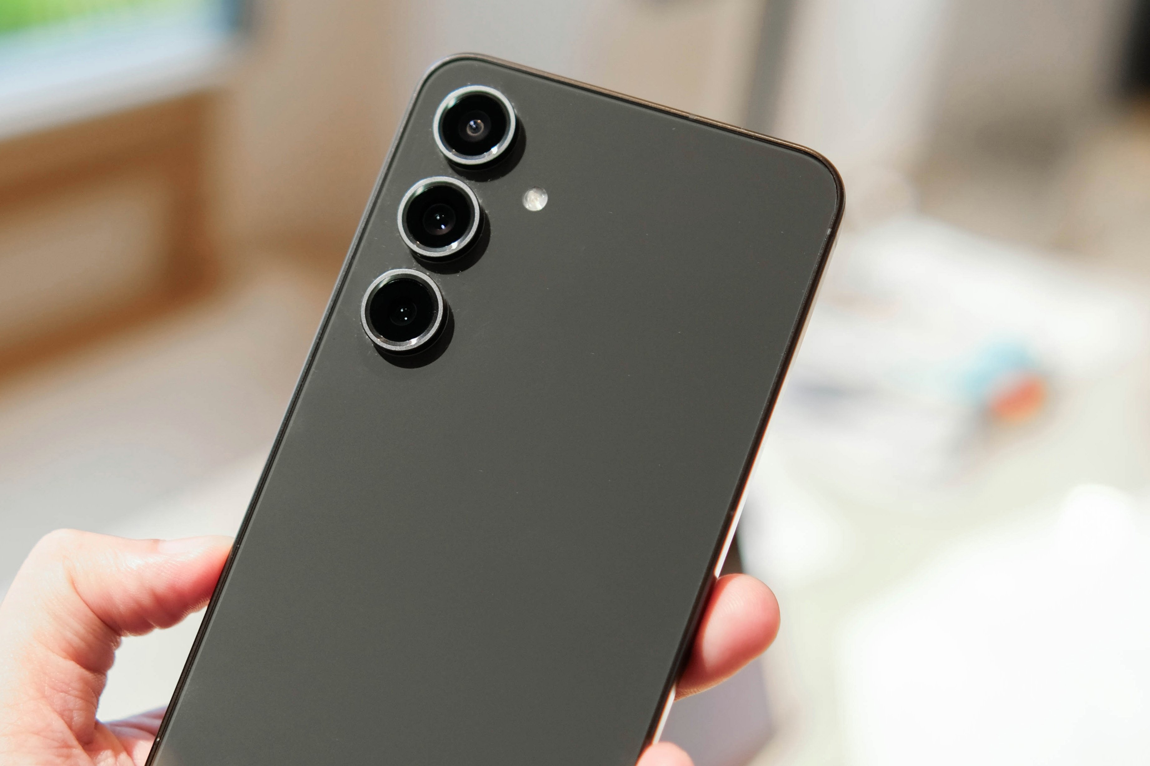 Le successeur du Samsung Galaxy S24 FE se dévoile © Framesira / Shutterstock.com