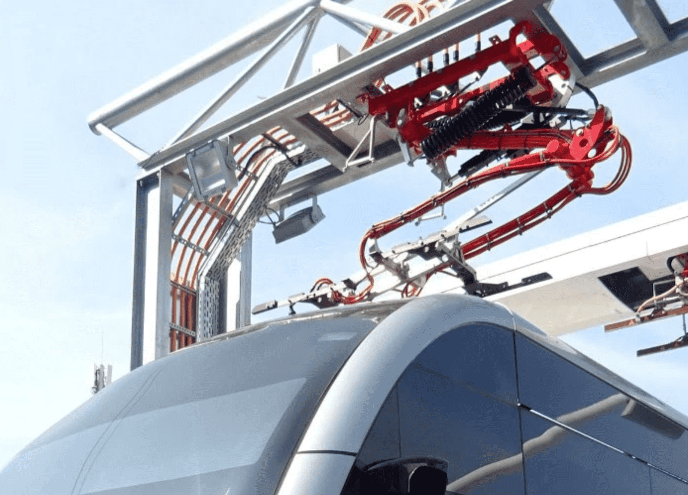 Photo du dispositif de charge rapide employé par les bus d'Irizar. © Irizar via Electrek