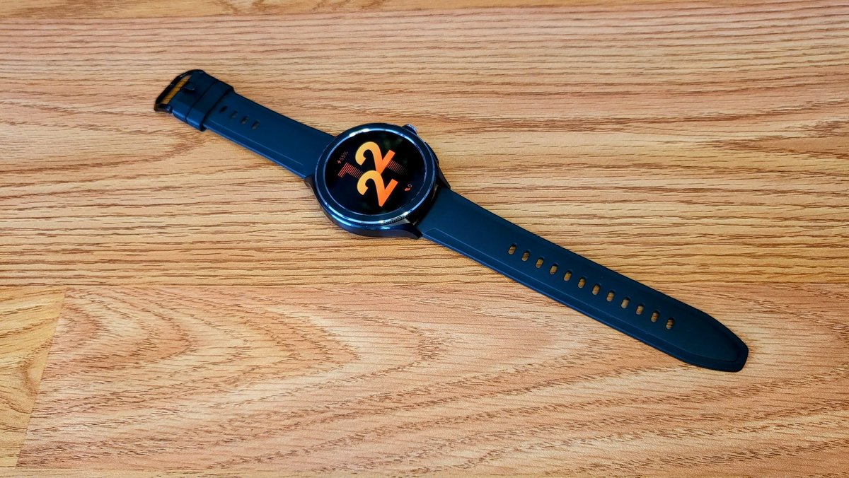 La Xiaomi Watch 2 Pro dans toute sa sobre élégance. - ©Johan Gautreau pour Clubic.com