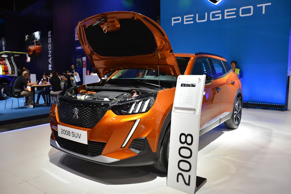 Une Peugeot 2008, exposée au Manille International Auto Show en 2023 © Walter Eric Sy / Shutterstock.com