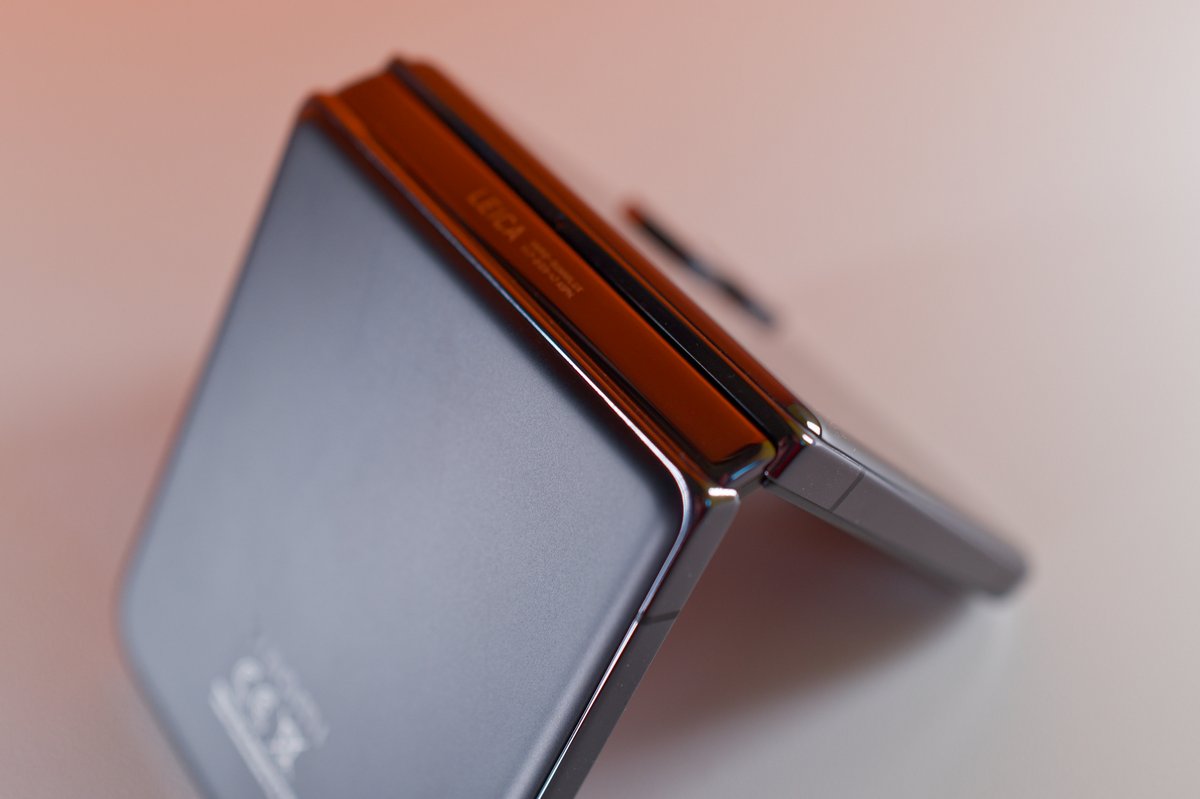 Xiaomi Mix Flip © Marc Mitrani pour Clubic