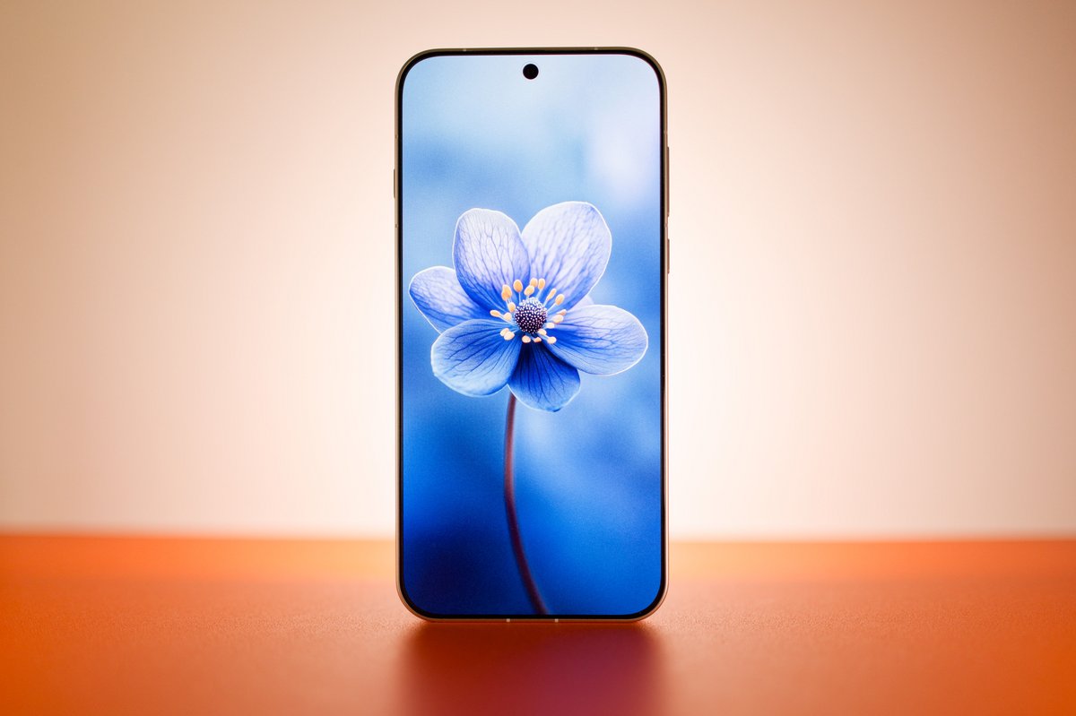 L'écran tient toute la place, avec ses bordures très fines ©Marc Mitrani pour Clubic