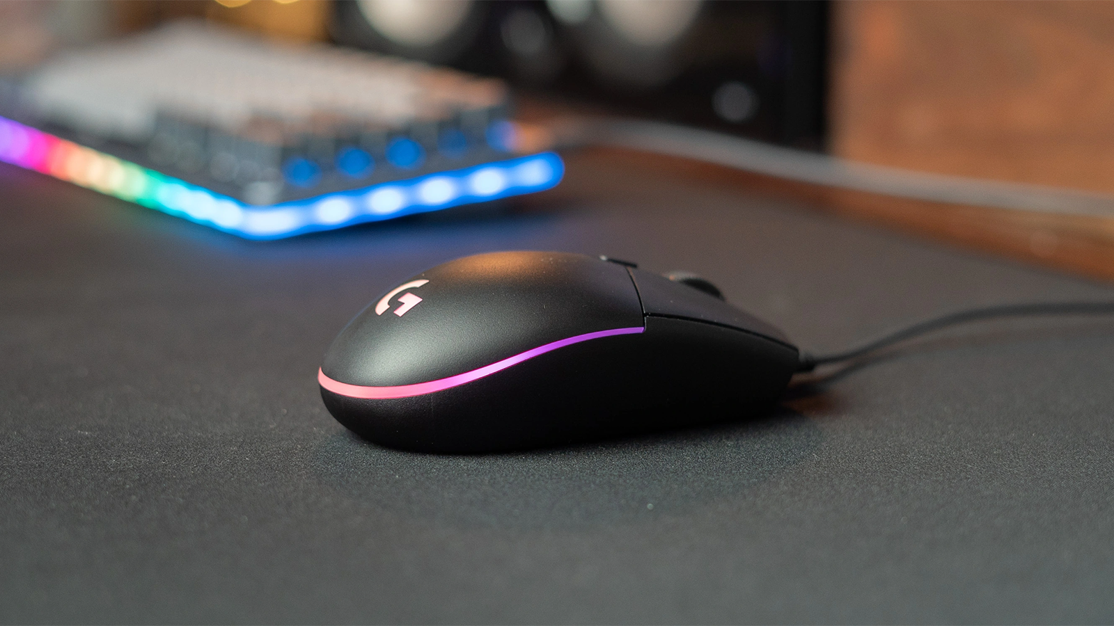 La souris Logitech G203 Lightsync