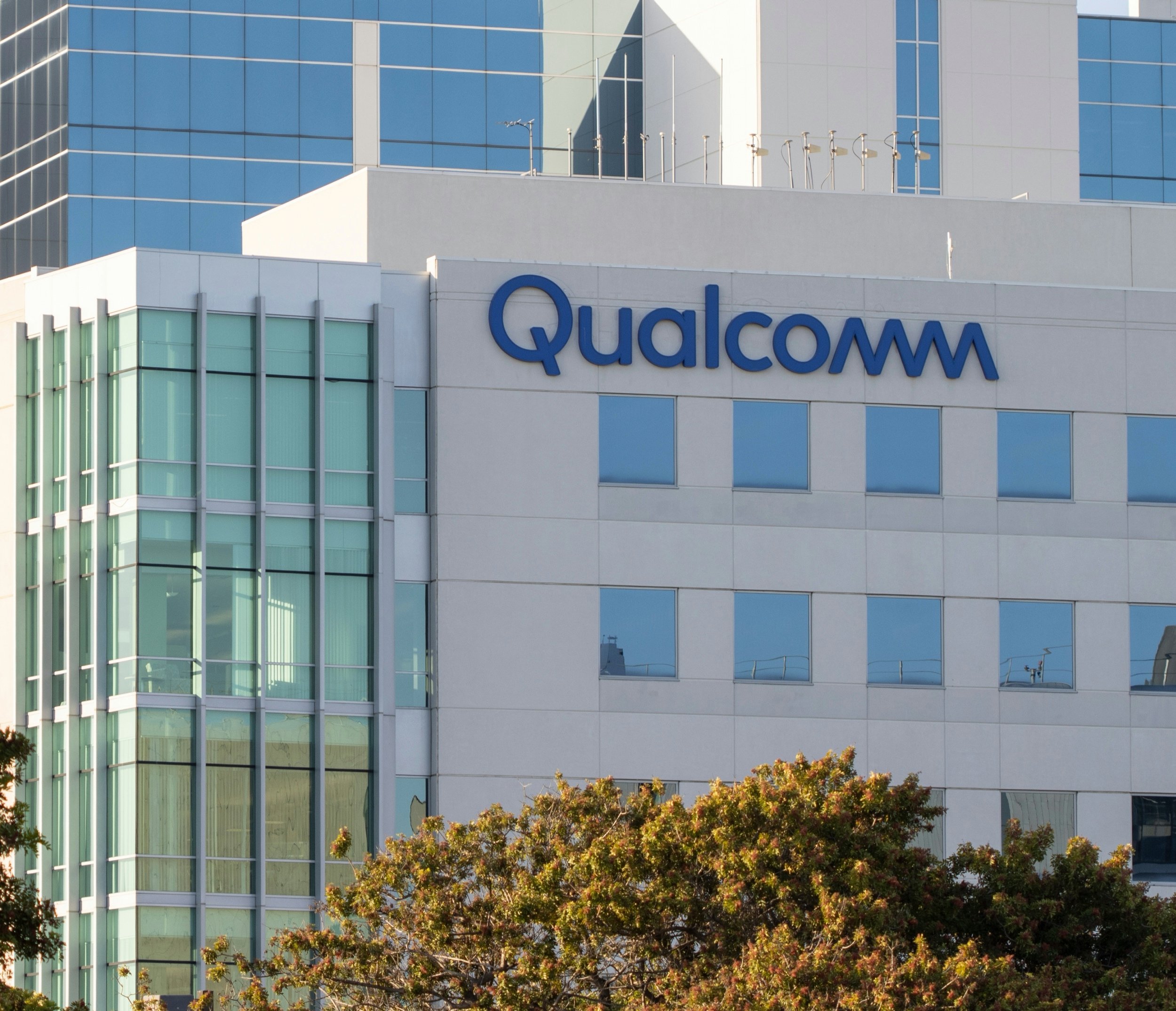 Face aux longues procédures à engager pour absorber Intel, Qualcomm fait demi-tour © Tada Images / Shutterstock