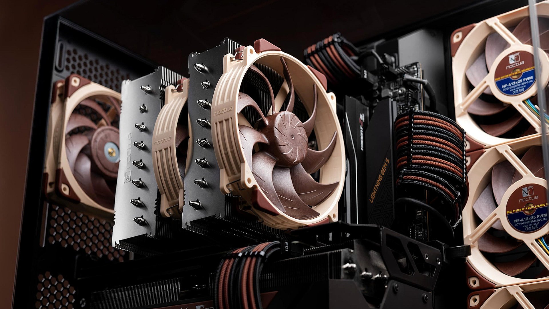 Noctua s'est amusé avec un PC entièrement équipé. ©Noctua