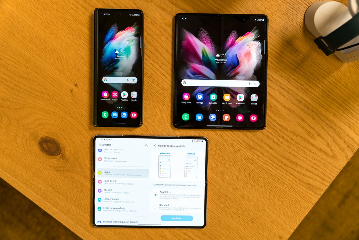 Samsung Galaxy Z Fold 3