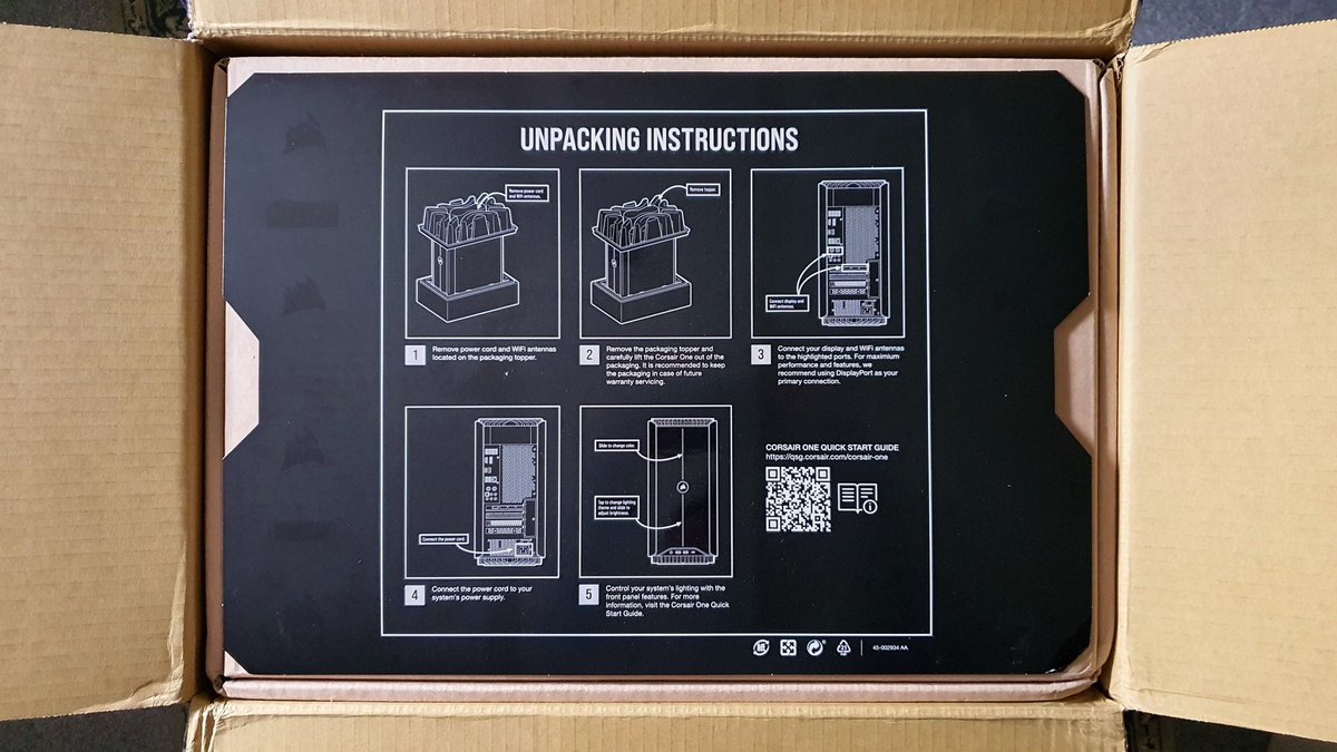 Les instructions d'ouverture du carton de protection © Nerces pour Clubic