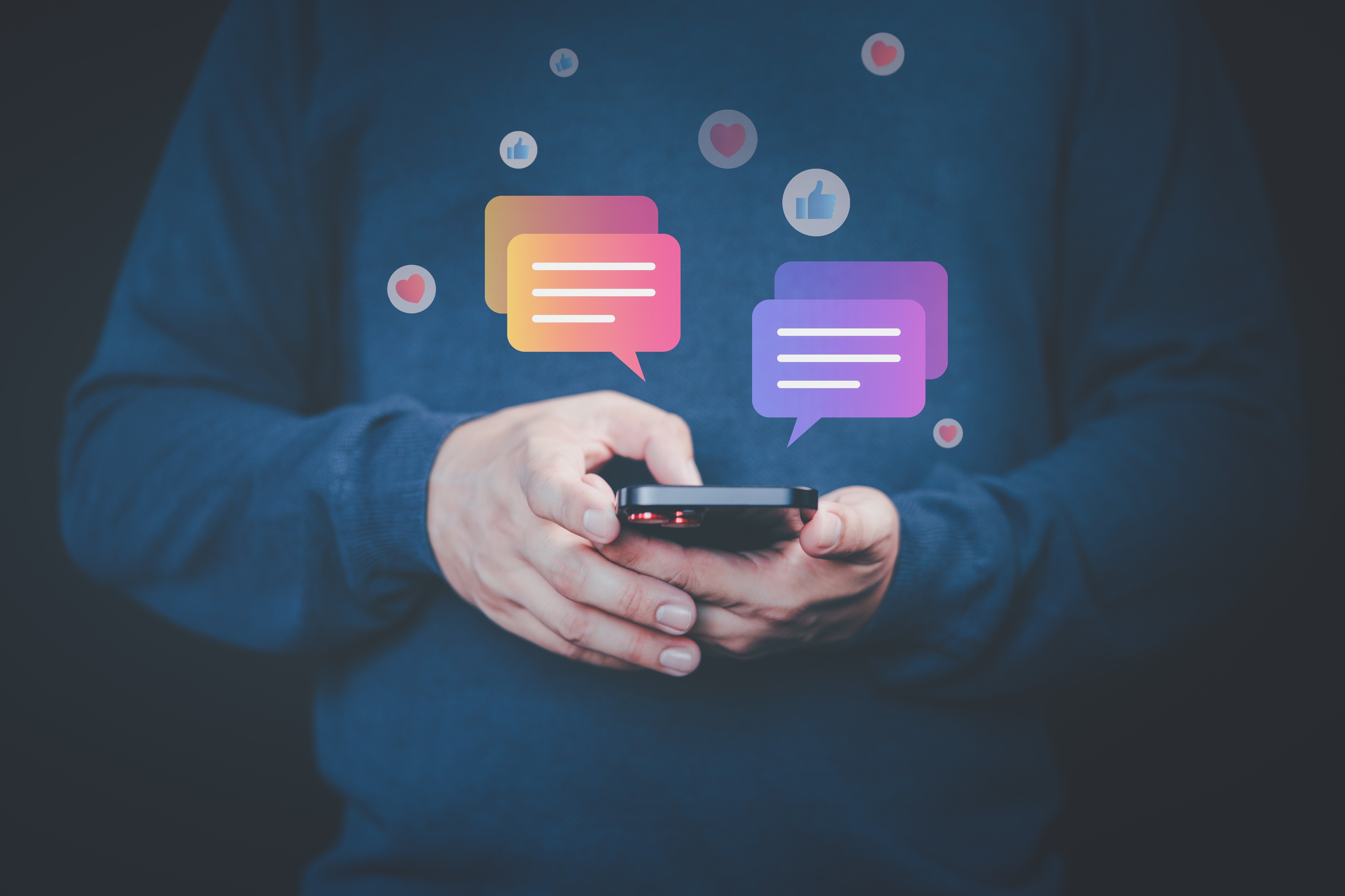 Tout n'est pas parfait, mais certains veillent à ce que font les adolescents en ligne © ParinPix / Shutterstock